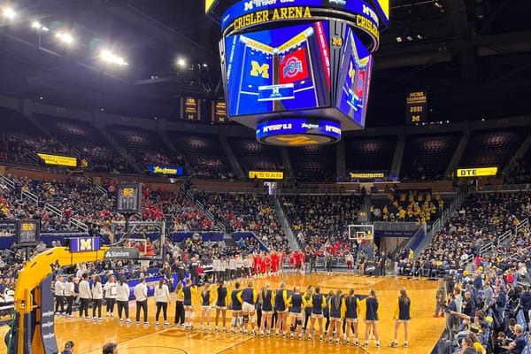 Michigan women's basketball gets set for a New Year's Eve tilt with Ohio State. They would win. 